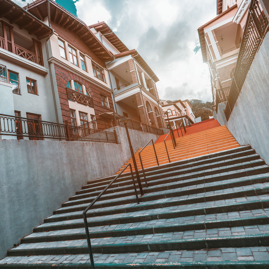 stairway-up-surrounded-by-resort-hotels-2022-05-12-22-58-02-utc.jpg